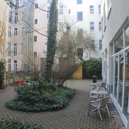 Nu Wave Hotel Berlin - Digital Check-In-2
